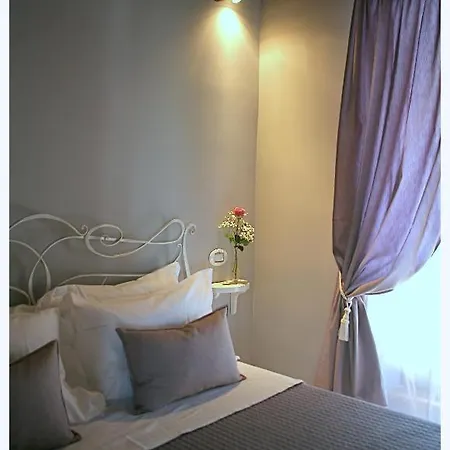 San Nicolò Bed & Breakfast 3*